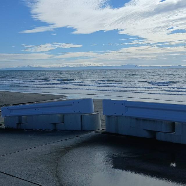 片浜左側
