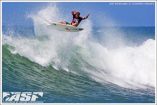 1225596095_burrowbrazil08r3