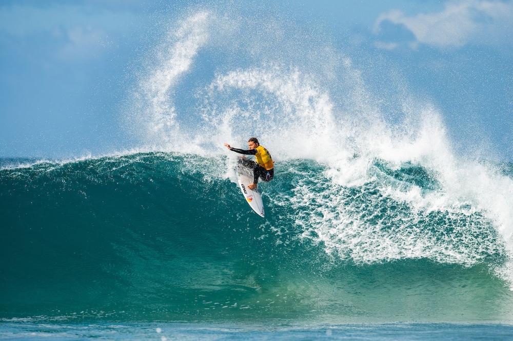 Molly-Picklum_J-BAY25__25J-Bay_KM2_1982_Kody-McGregor_Kody-McGregor-1