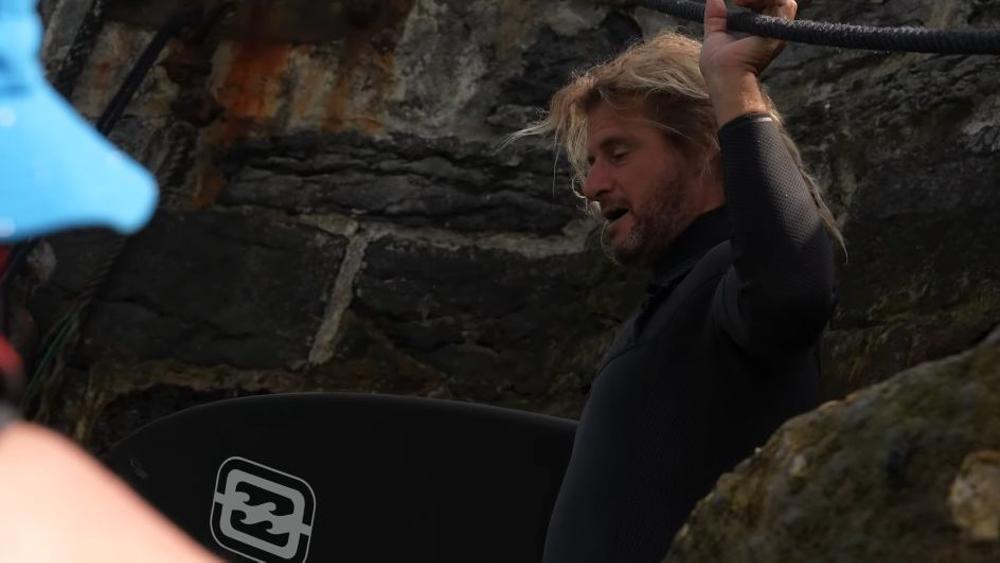 JS-Industries-Occy-at-Mundaka-on-a-HYFI3-Raging-Bull-JS-SURFBOARDS-n9zgqme5BsY-944x531-0m03s