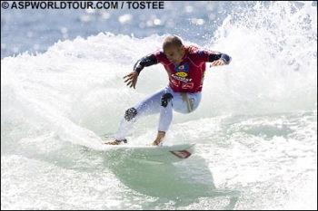 1126747545_trestles05_kelly1